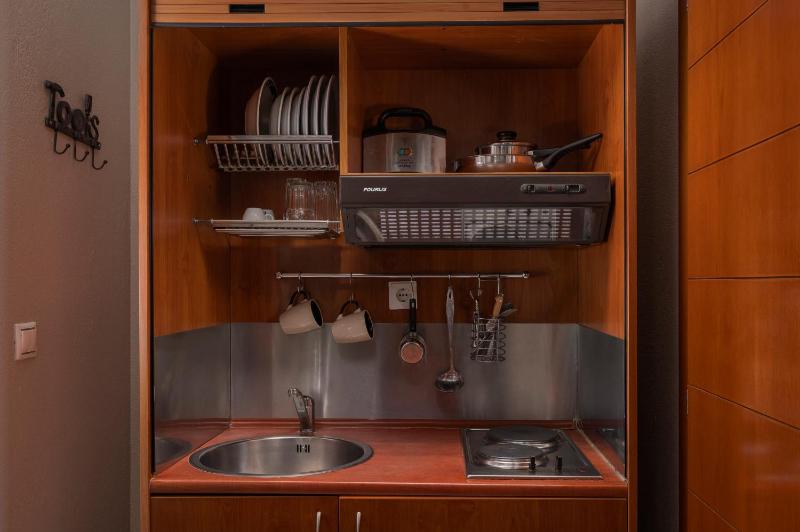 Family Studio (2 Adults + 2 Children) with Sea View image 2