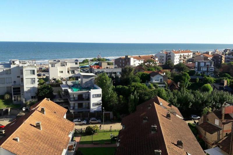 Dpto Premium Btwins Pinamar 7 piso vista al mar - image 3