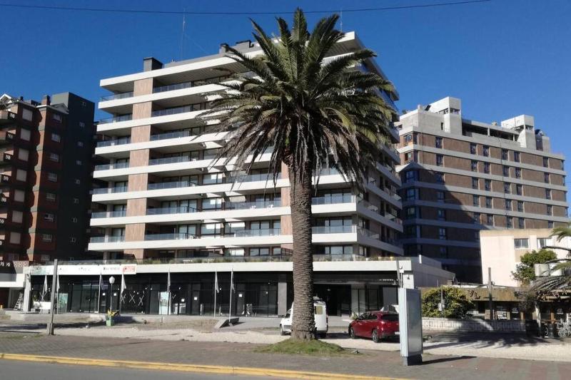 Dpto Premium Btwins Pinamar 7 piso vista al mar - image 27