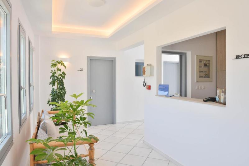 Deluxe Studio with Sea View image 4