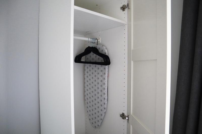 Triple Room with 1 Double Bed and 1 Single Bed image 2