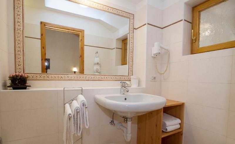 Superior Double Room image 2