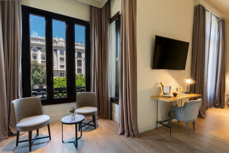 Junior Suite image 4