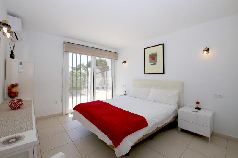 Estepona West Family Villa MOSTAZA - image 7