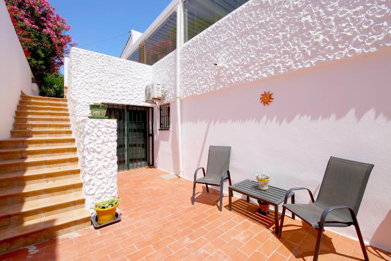 Estepona West Family Villa MOSTAZA - image 14