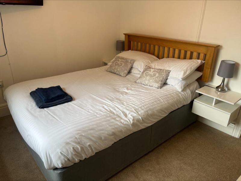 Double Room image 1