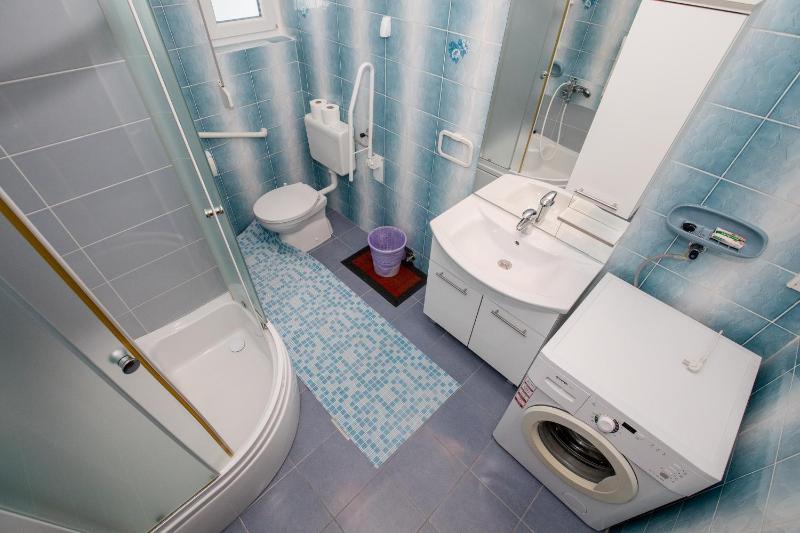 Marjetka Charming Apartments - Apartment Daisy - image 11