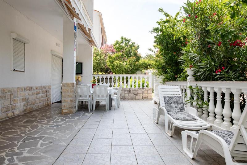 Marjetka Charming Apartments - Apartment Daisy - image 13