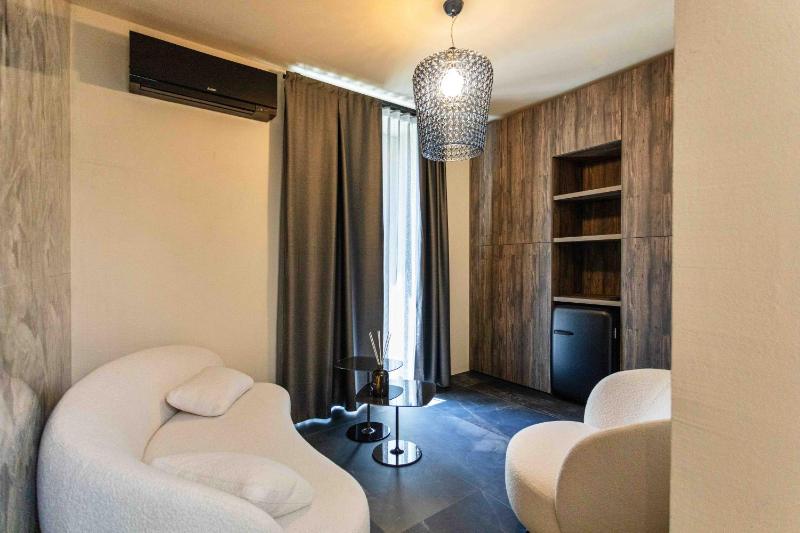 Etrus Boutique Room Amalfi - image 9