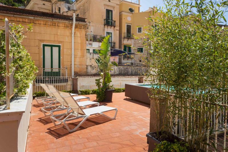 Etrus Boutique Room Amalfi - image 4