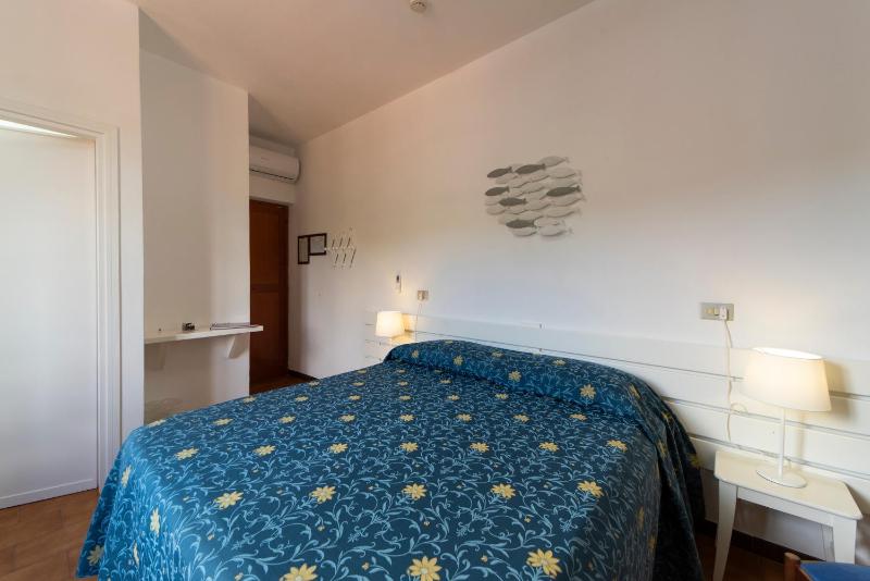 Economy Double or Twin Room image 3