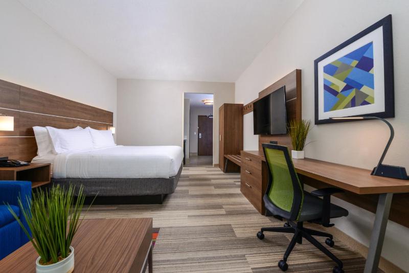 King Suite image 2