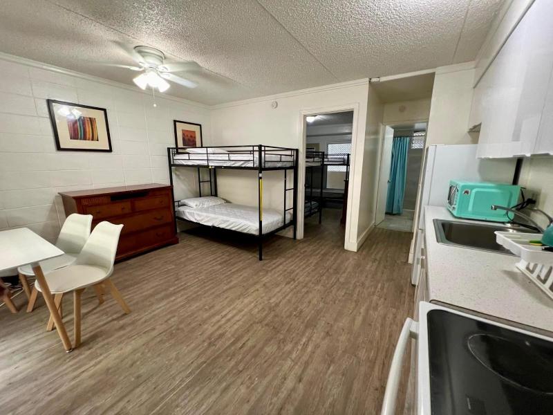 Bed in 6-Bed Female Dormitory Room with Kitchen image 1