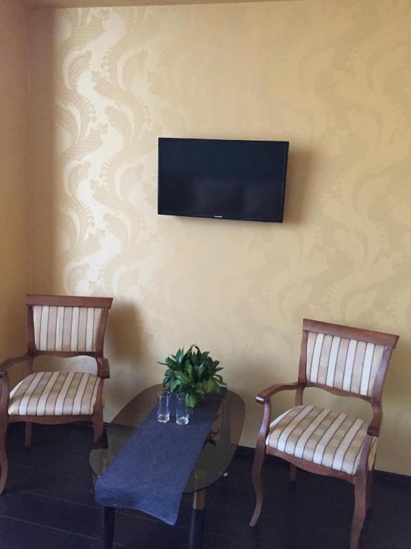 Superior Double Room image 3