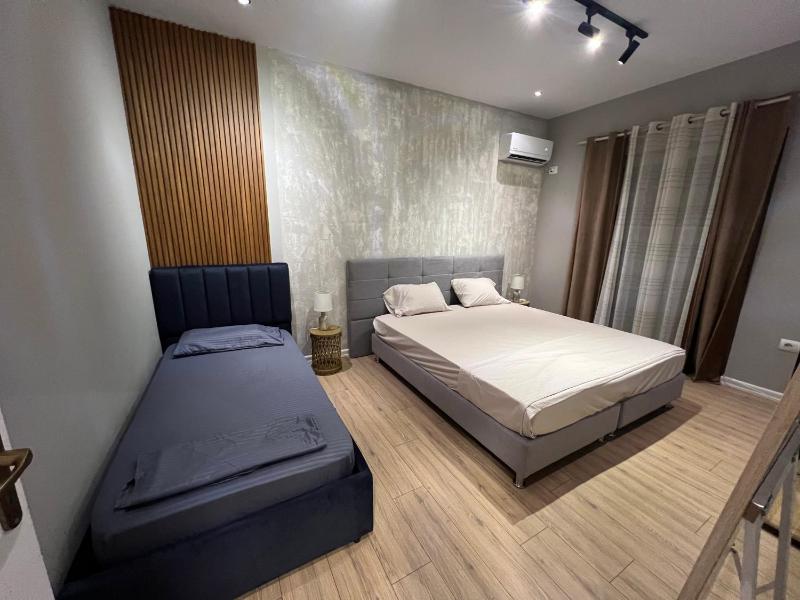 Tirana Blloku apartment - image 8