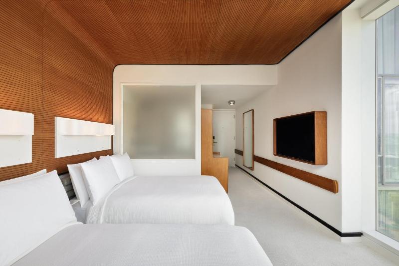 The Standard High Line - image 16