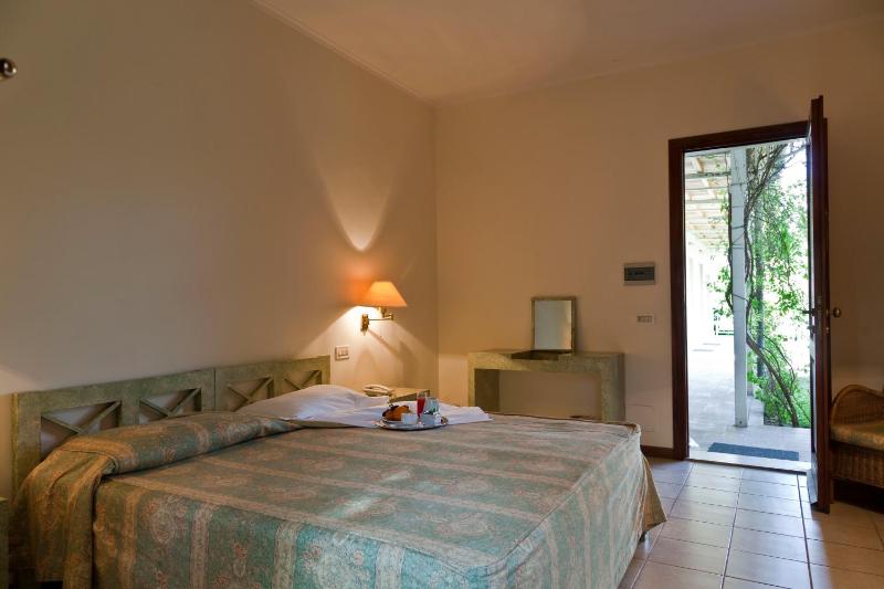 Hotel La Conchiglia - image 7