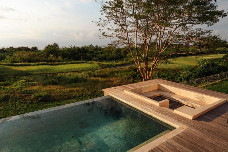 Villa Avocagolf Uluwatu by Nakula - image 4