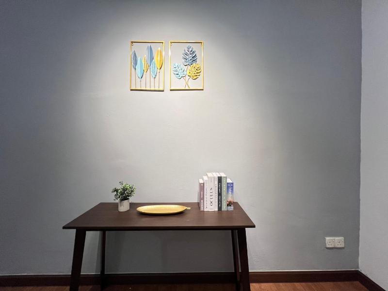 Cozy 10Pax 3BR Near TCempedak Beach Netflix - image 13