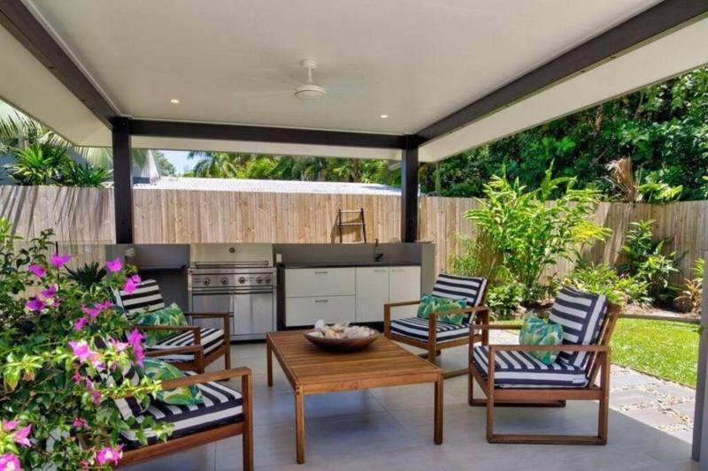 Allure - 4 Bedroom Luxury House in Port Douglas - image 3