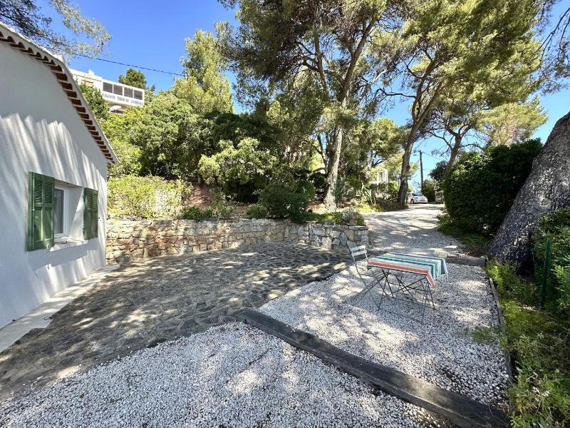 La Tancade villa pour 8 personnes avec vue mer à 5 minutes de la plage de L'Almanarre à Hyères - image 32