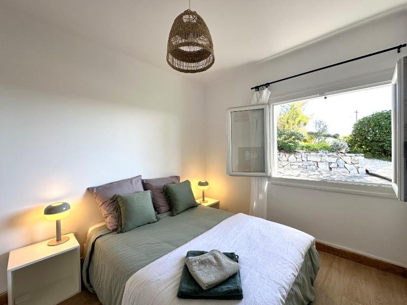 La Tancade villa pour 8 personnes avec vue mer à 5 minutes de la plage de L'Almanarre à Hyères - image 11