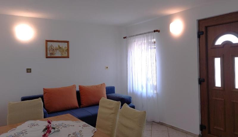 MARA House with Apartments - image 34