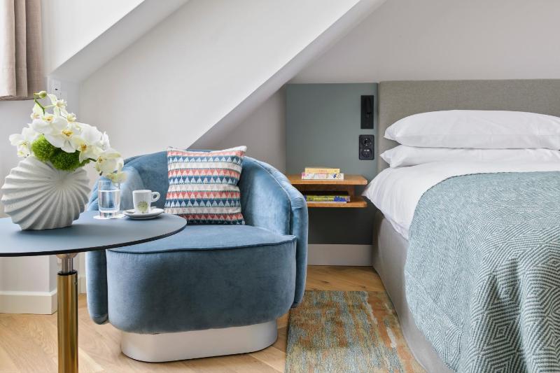 Superior Double Room image 1