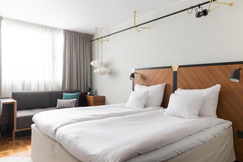 Standard Double Room image 1