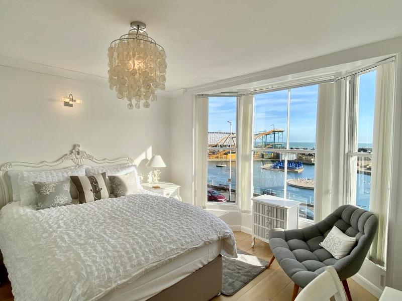 The Beach House Images