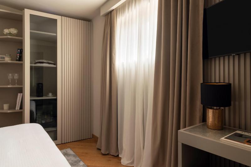 Superior Double Room with Terrace access image 2