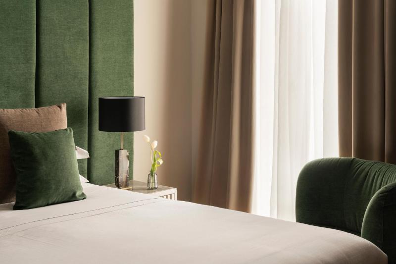 Junior Suite image 2