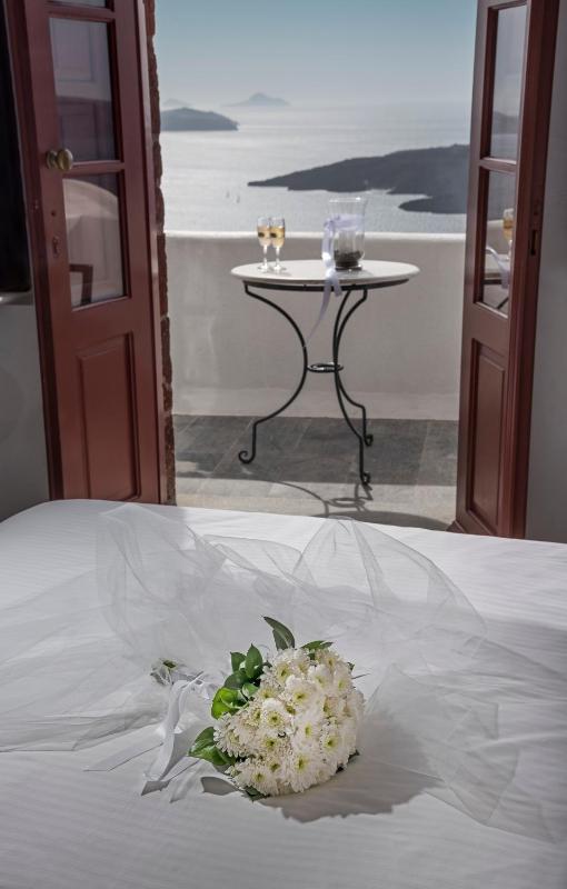 Premier Residence with Caldera View image 2