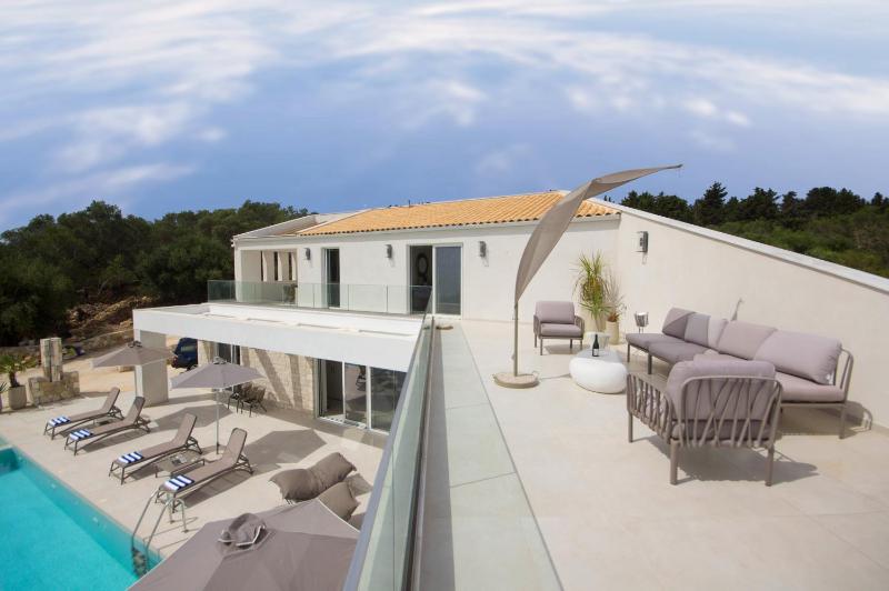 Villa Vilielmini Paxos Images