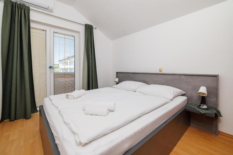 Apartments Ruzica F - image 15