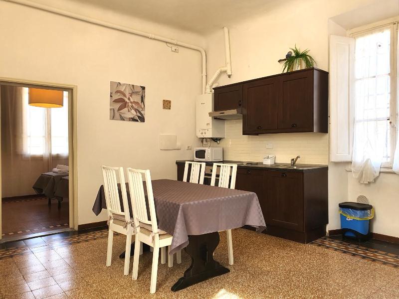 Very Central Apartment 30 Seconds From Uffizi Gallery - image 8