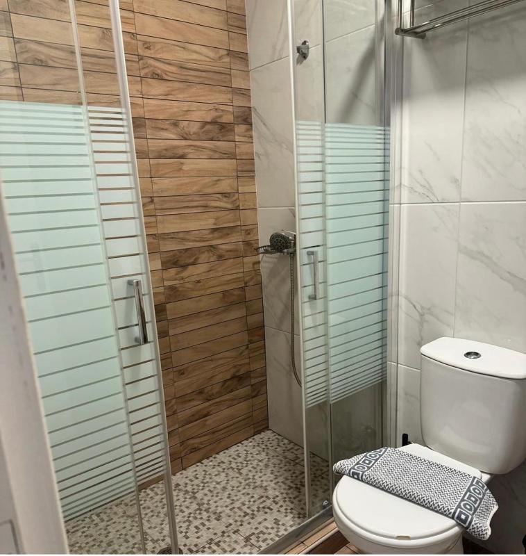 Quadruple Room image 2