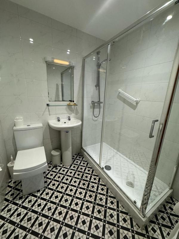 Standard Family Room image 1