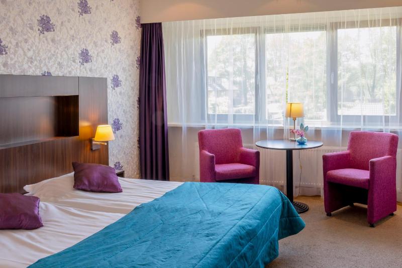 Comfort Triple Room with Shower image 3