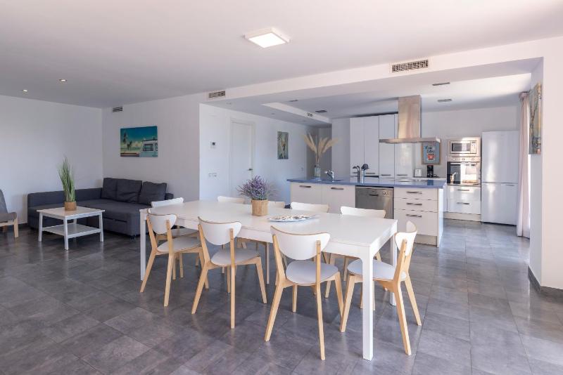 Deluxe Apartment image 1