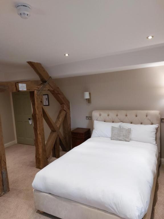 Standard Double Room image 1