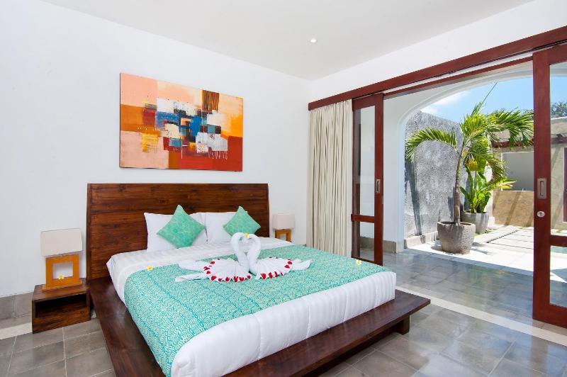 Villa Amalia Walk To Legian Beach - image 5