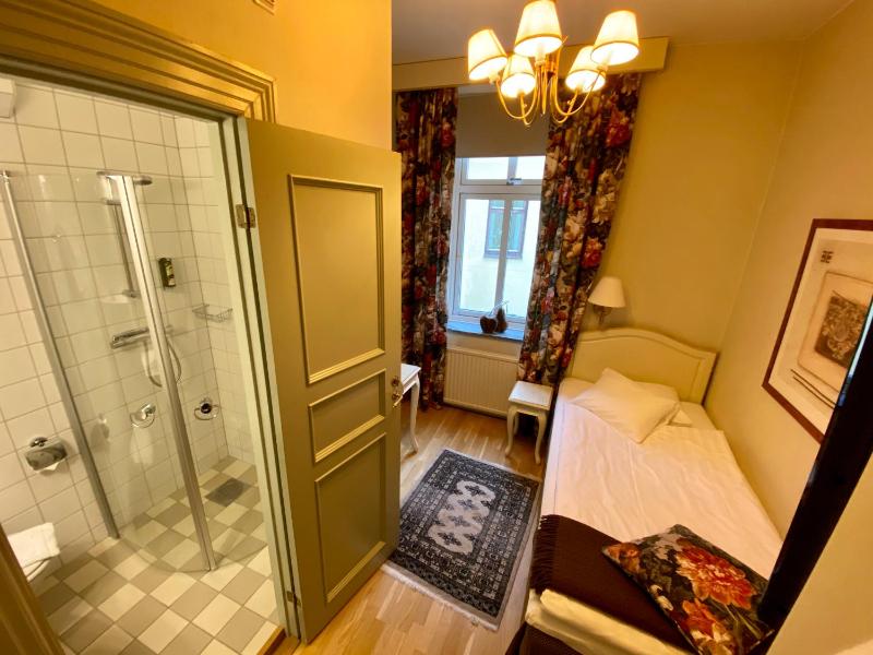 Hotel Royal - image 8