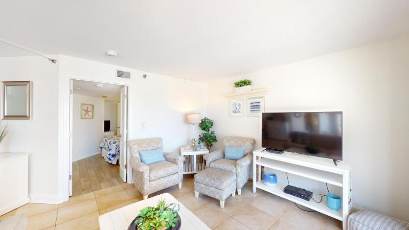 1202 Villamare - image 21