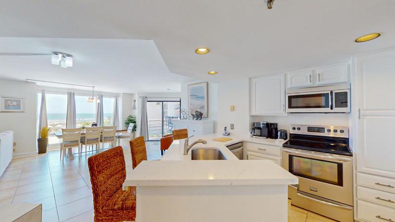1202 Villamare - image 20