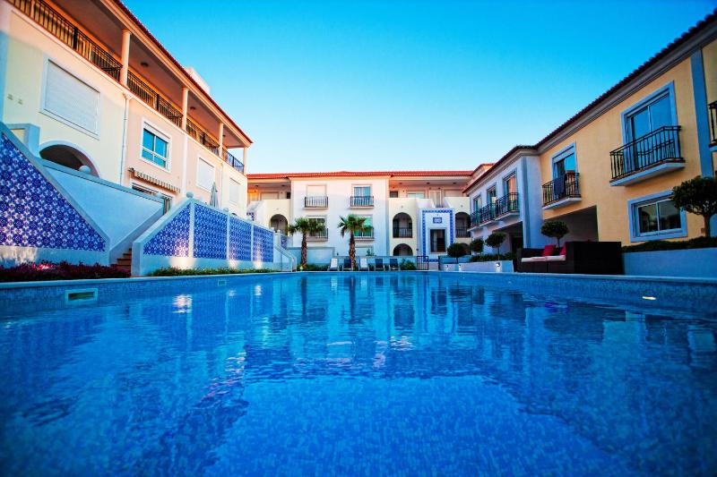 Four-Bedroom Duplex with Ocean view image 2