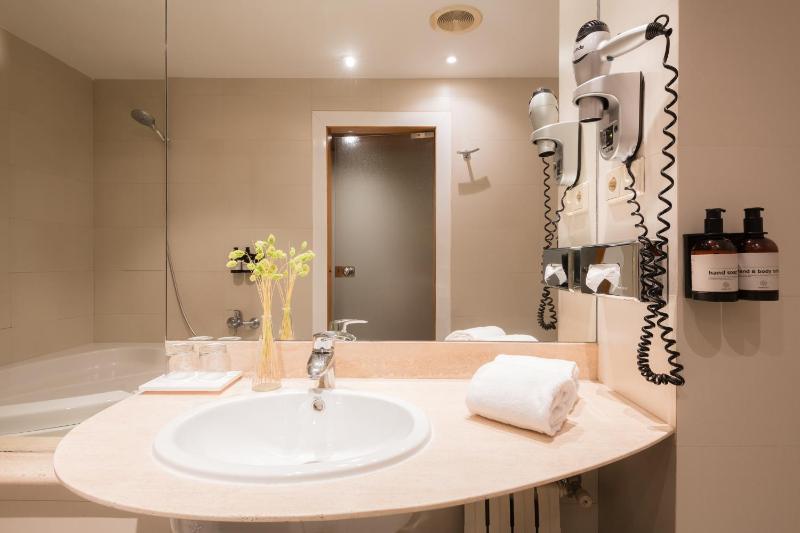 Junior Suite image 3