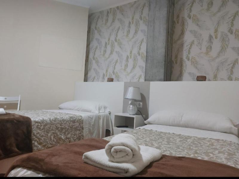 Double Room with Shared Bathroom image 1