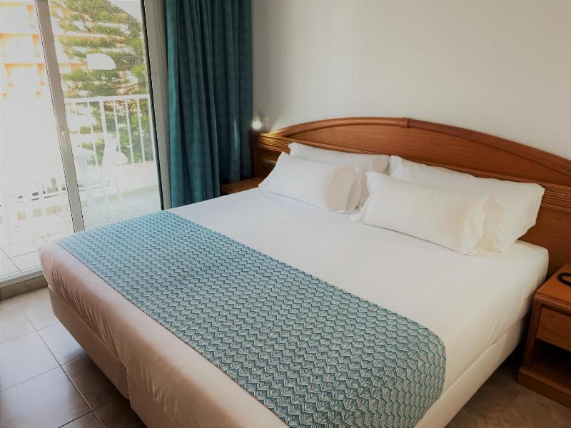 One-Bedroom Apartment  with Lateral sea View with terrace ( 1-4 Adults) image 1