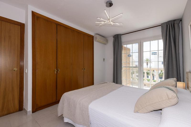UHC Casa Mistral - image 4